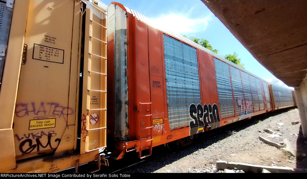 BNSF 27335 TTGX 693619